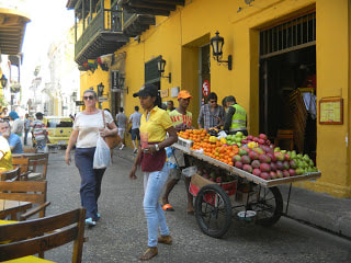Colonial street Cartagena blog